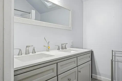 424 Winthrop Street Hallowell ME 04347