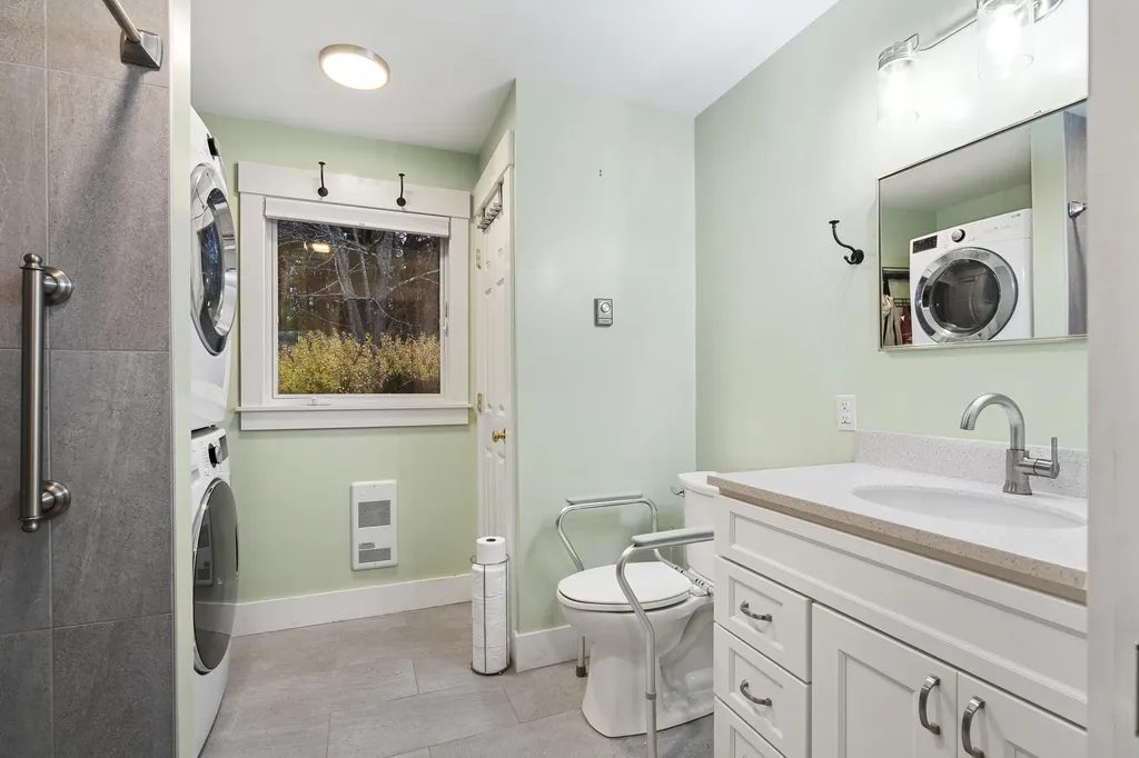 45 Harding Road Brunswick ME 04011