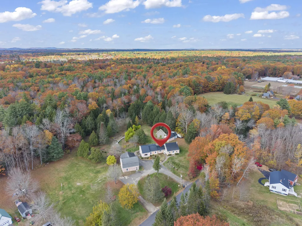 82 Carll Road Buxton ME 04093