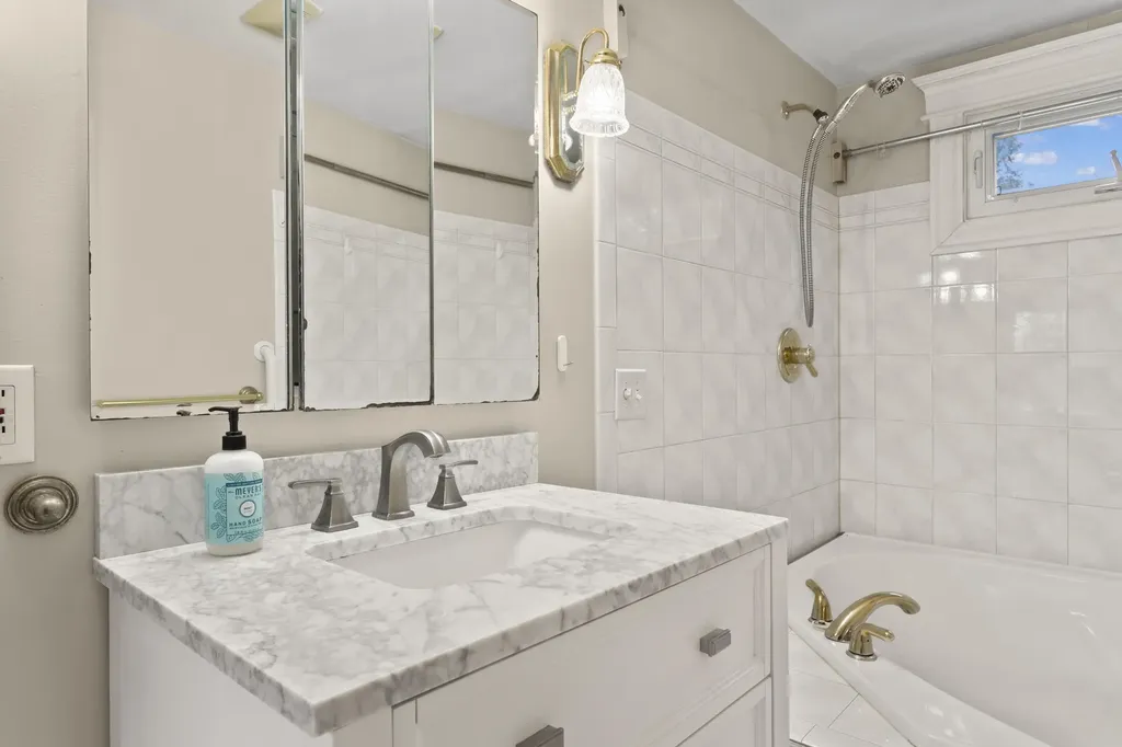 82 Carll Road Buxton ME 04093