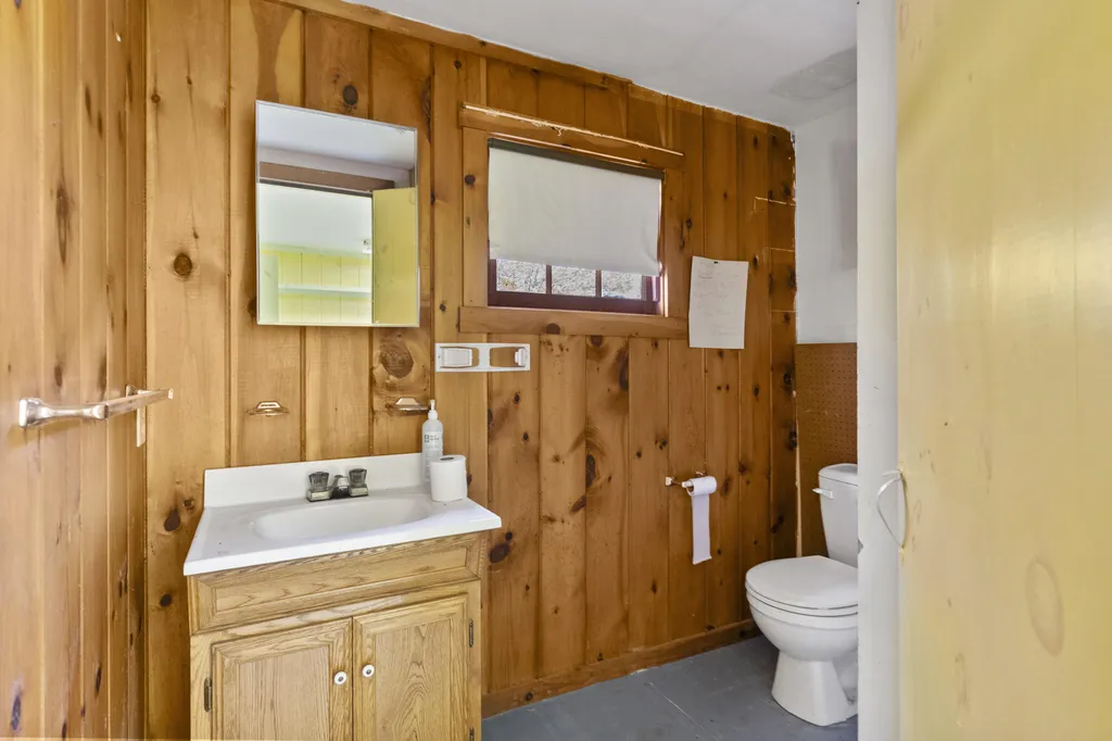 82 Carll Road Buxton ME 04093