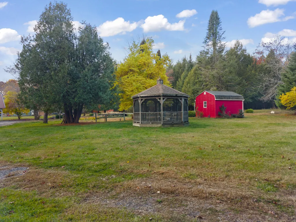 82 Carll Road Buxton ME 04093