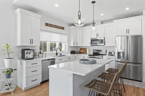 173 Tamrox Drive Arundel ME 04046
