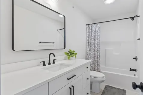 173 Tamrox Drive Arundel ME 04046