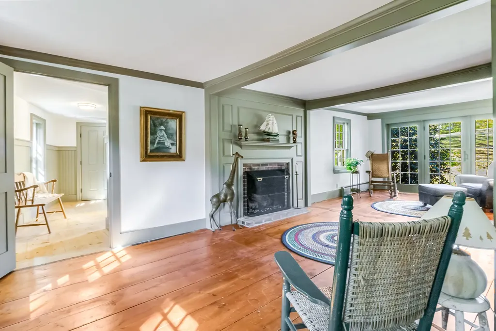 2668 Tatnic Road Wells ME 04090