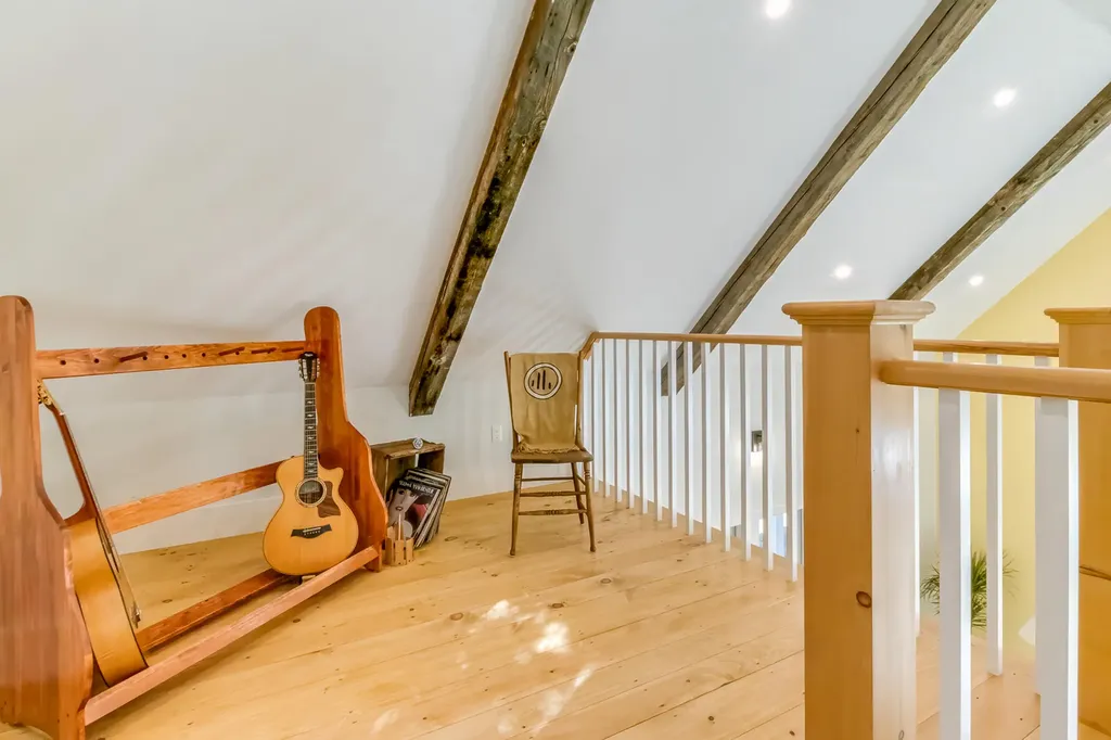 2668 Tatnic Road Wells ME 04090