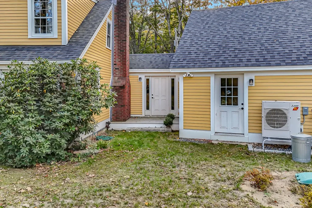 2668 Tatnic Road Wells ME 04090
