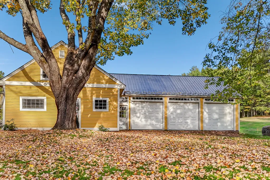 2668 Tatnic Road Wells ME 04090
