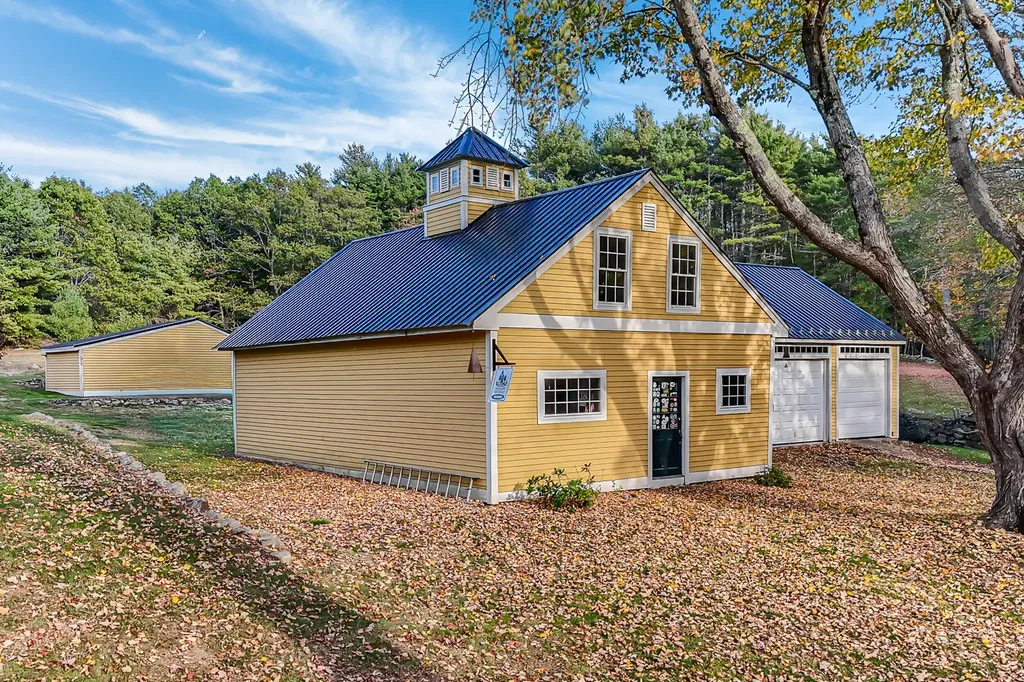 2668 Tatnic Road Wells ME 04090