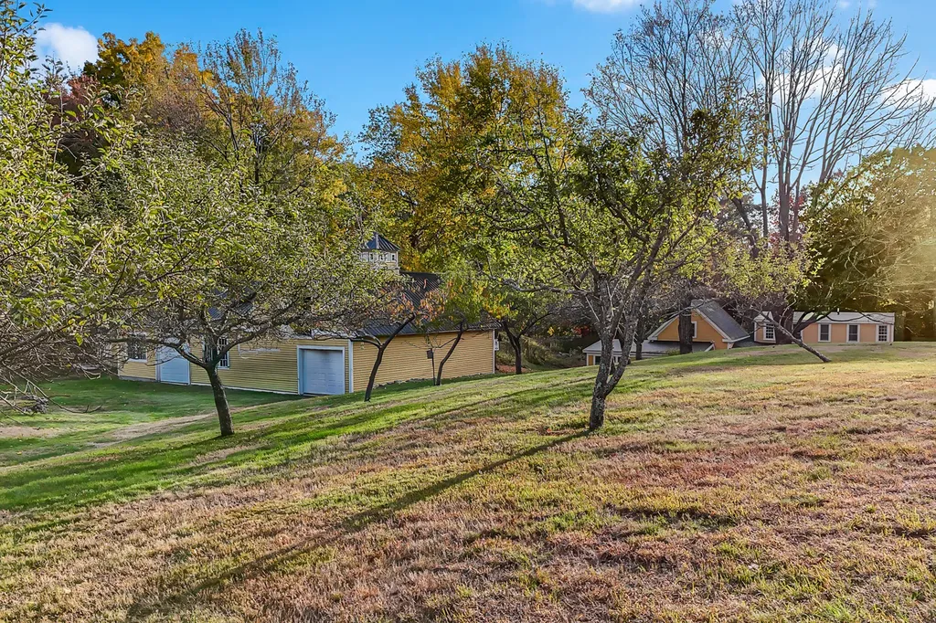 2668 Tatnic Road Wells ME 04090