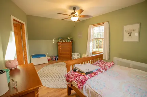 172 Tannery Loop Amherst ME 04605