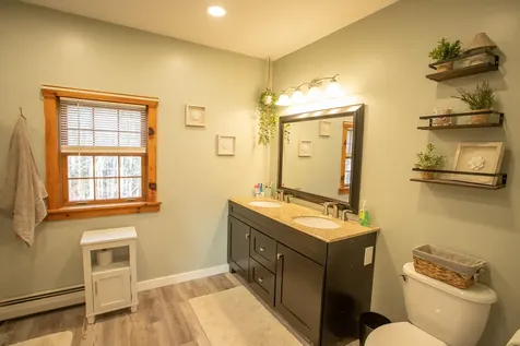 172 Tannery Loop Amherst ME 04605