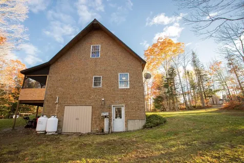 172 Tannery Loop Amherst ME 04605