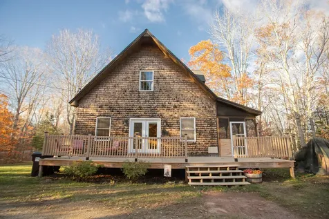 172 Tannery Loop Amherst ME 04605