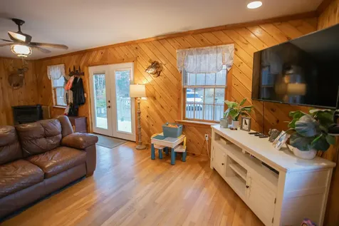 172 Tannery Loop Amherst ME 04605