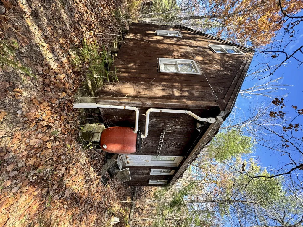 2738 Burkettville Road Liberty ME 04949