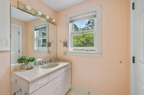 16 Oakwood Lane Kennebunk ME 04043