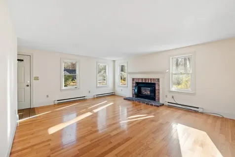 16 Oakwood Lane Kennebunk ME 04043