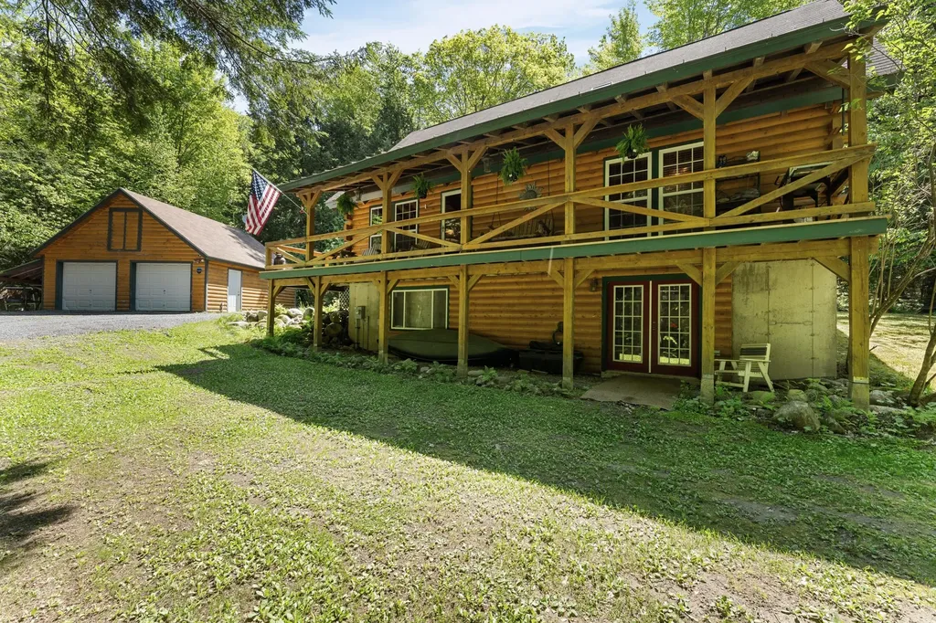2451 Riverside Drive Vassalboro ME 04989