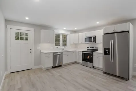 324 Ossipee Trail W Standish ME 04084