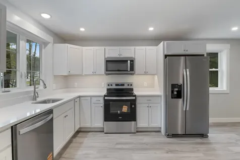 324 Ossipee Trail W Standish ME 04084