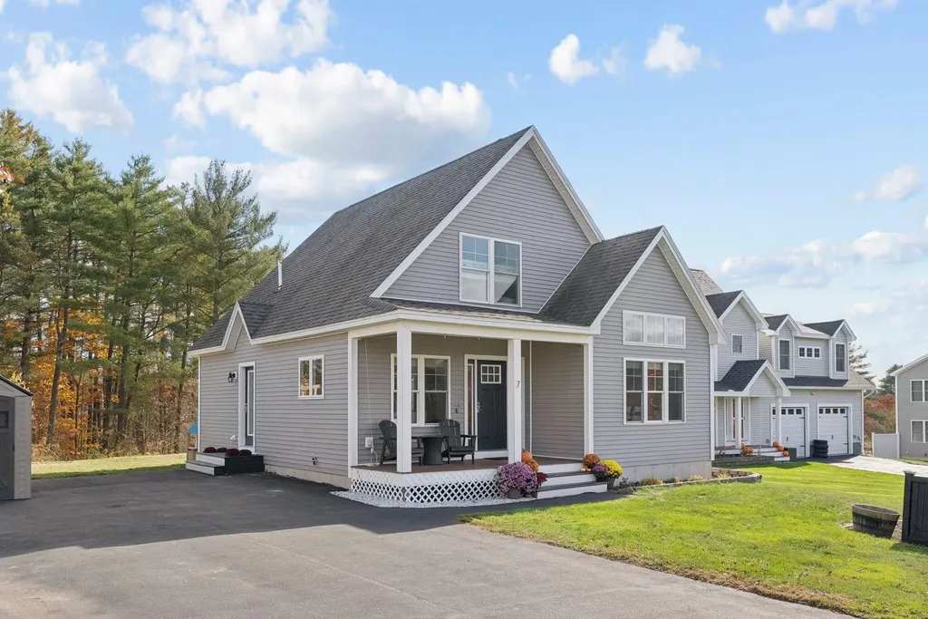 7 Castle Rock Drive Cumberland ME 04021
