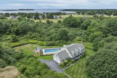 4 Heritage Court Cape Elizabeth ME 04107