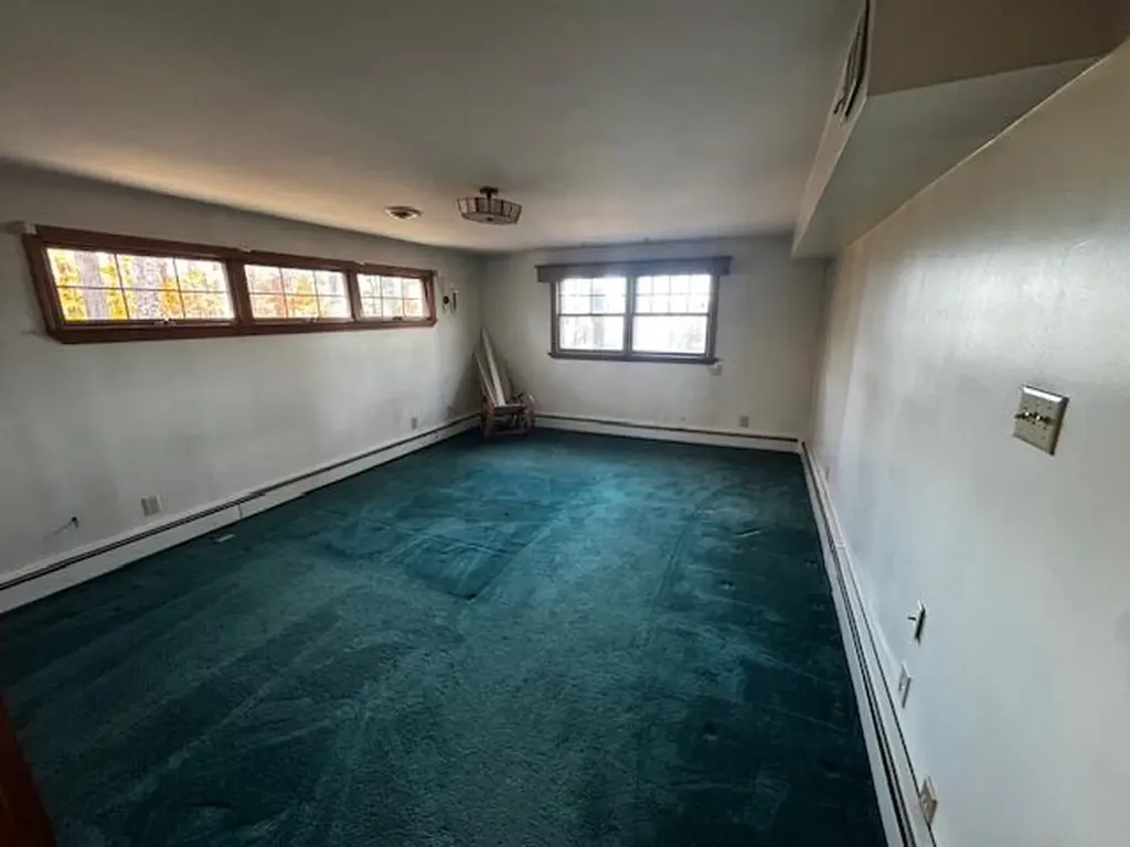 58 Naomi Avenue Madison ME 04950
