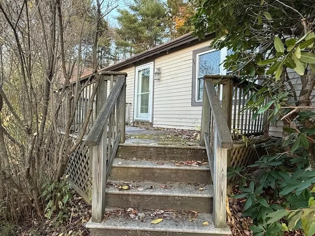 179 Casco Road Brunswick ME 04011