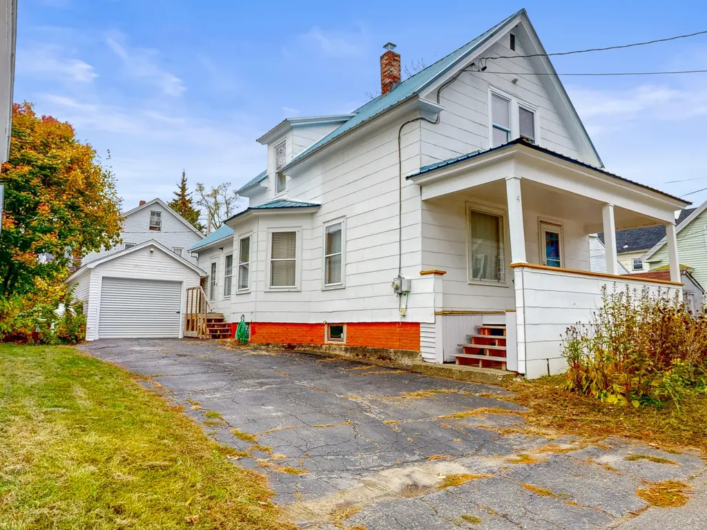 4 Autumn Street Waterville ME 04901