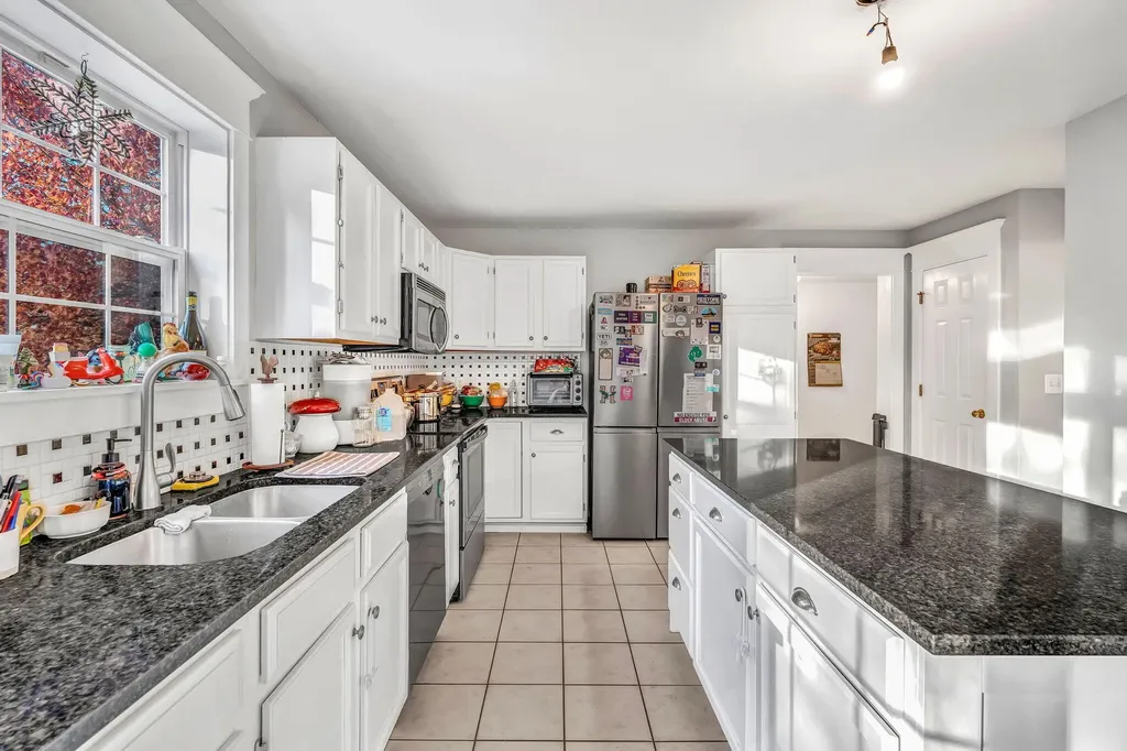 10 Independence Avenue Hampden ME 04444