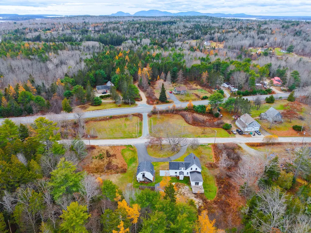 10 Jones Way Sullivan ME 04664