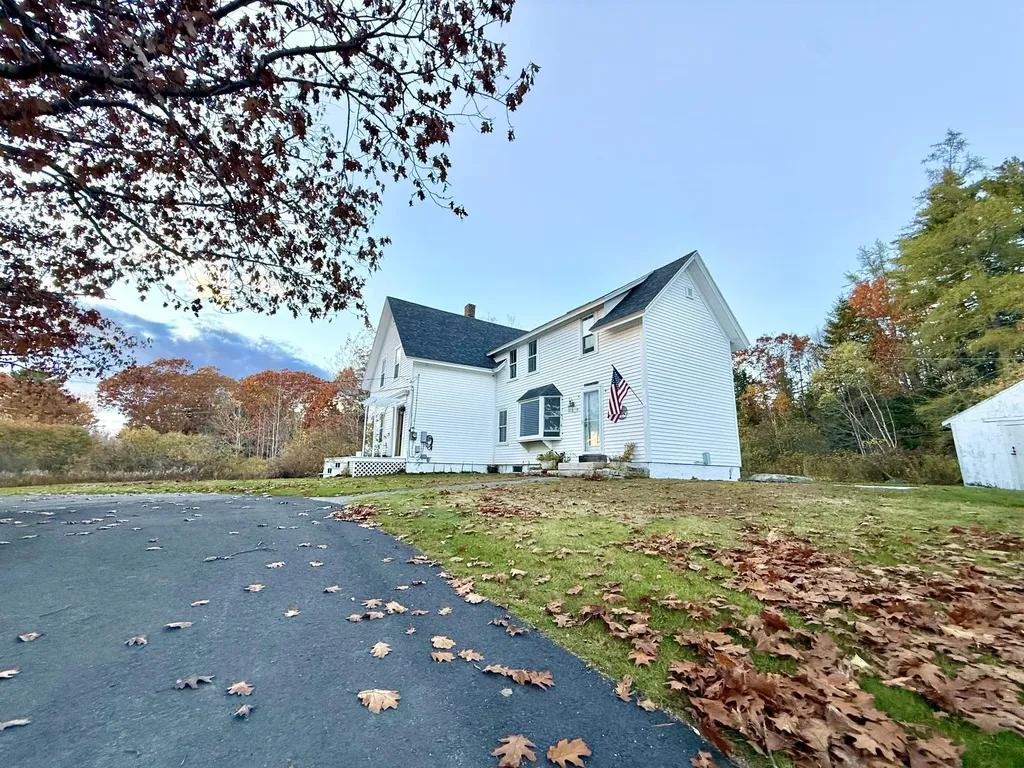 10 Jones Way Sullivan ME 04664