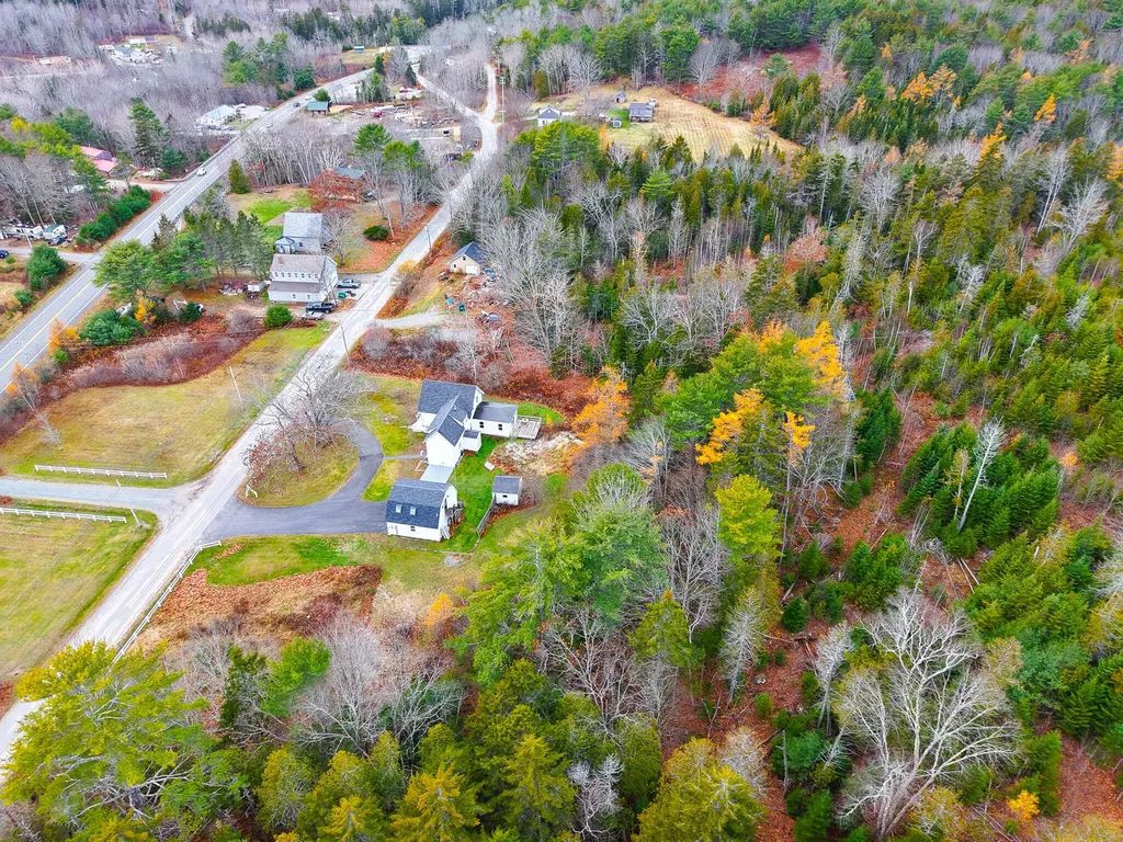 10 Jones Way Sullivan ME 04664