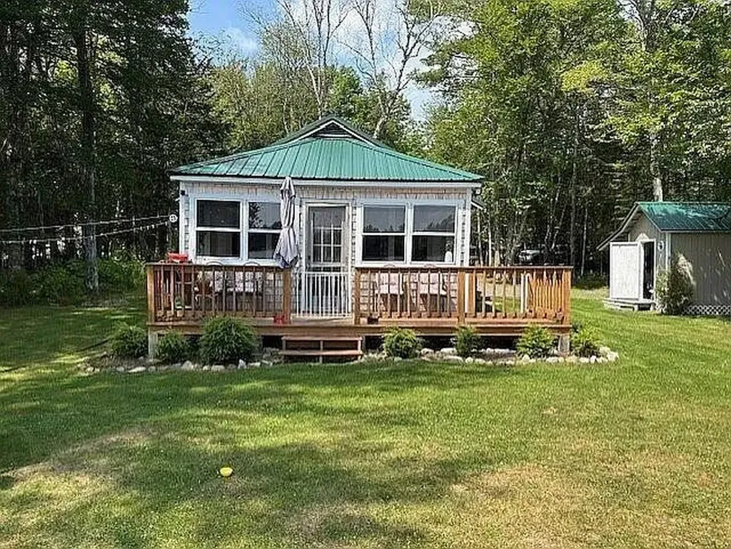 10 Wood Duck Way Cedar Lake T3r9 Millinocket ME 04462