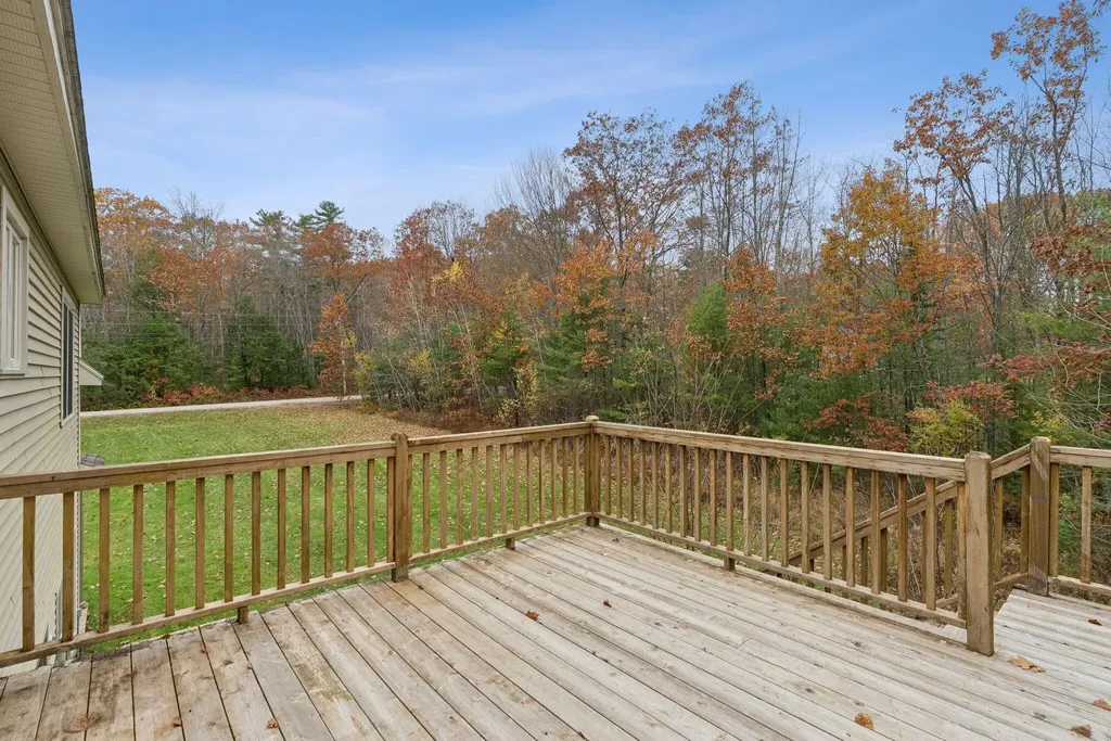 214 Thompson Road Arundel ME 04046