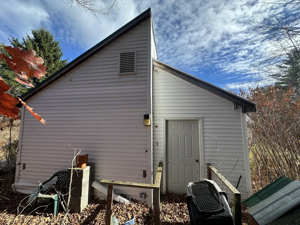 1250 River Road Madrid Twp ME 04966