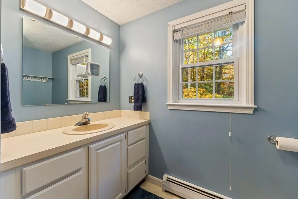 166 Pine Point Road Scarborough ME 04074