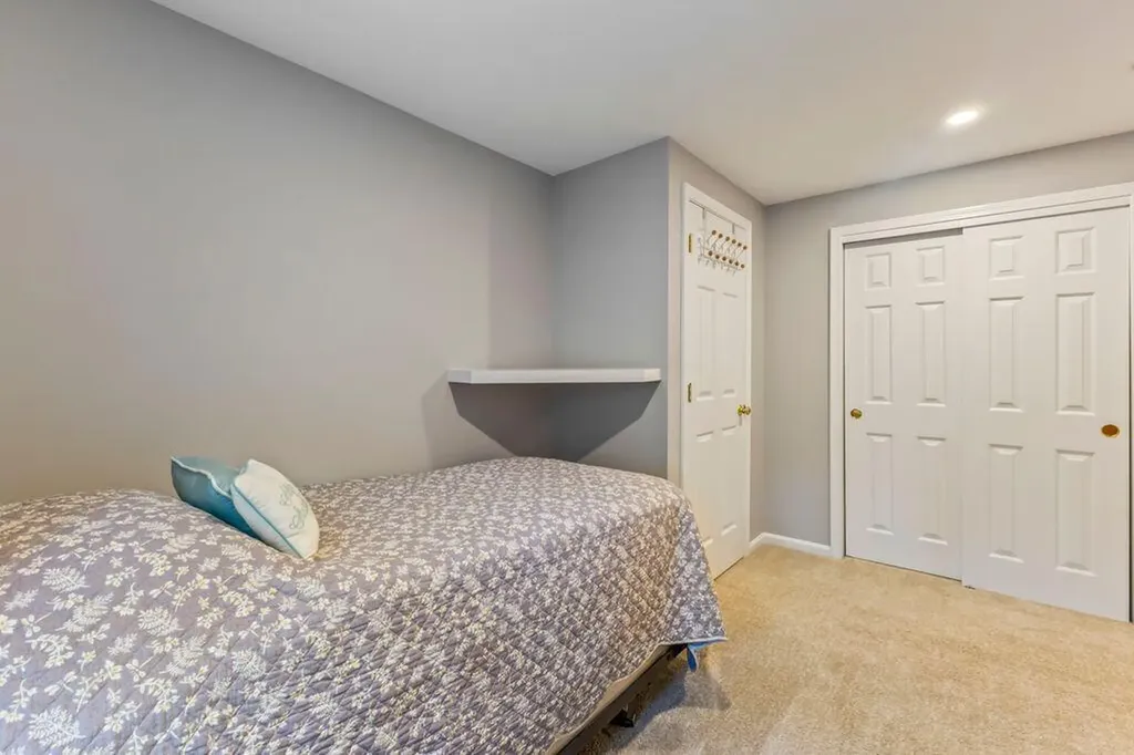 166 Pine Point Road Scarborough ME 04074