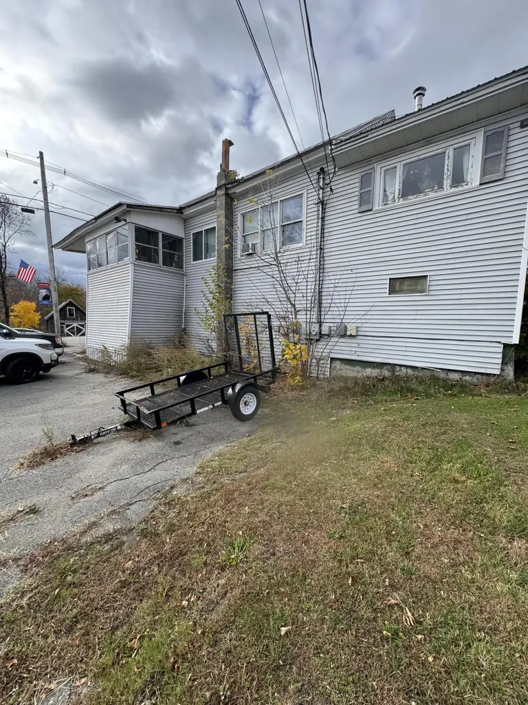 49 Main Street Hartland ME 04943