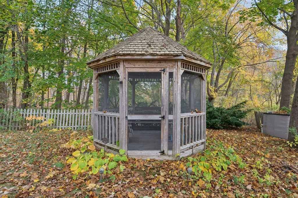44 Brown Street Kennebunk ME 04043