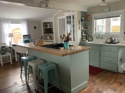 42 Thistle Lane Long Island ME 04050