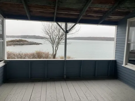 42 Thistle Lane Long Island ME 04050