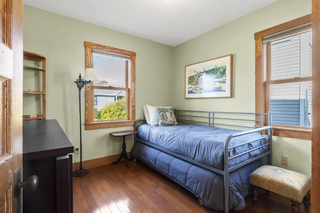 22 Gray Road Southport ME 04576