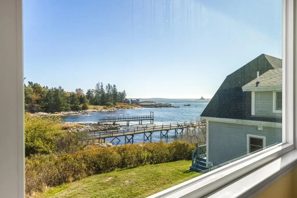22 Gray Road Southport ME 04576