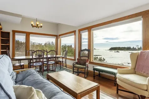 22 Gray Road Southport ME 04576