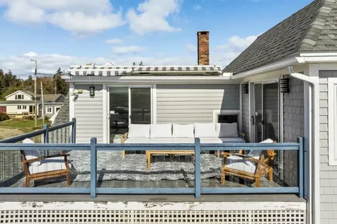 22 Gray Road Southport ME 04576