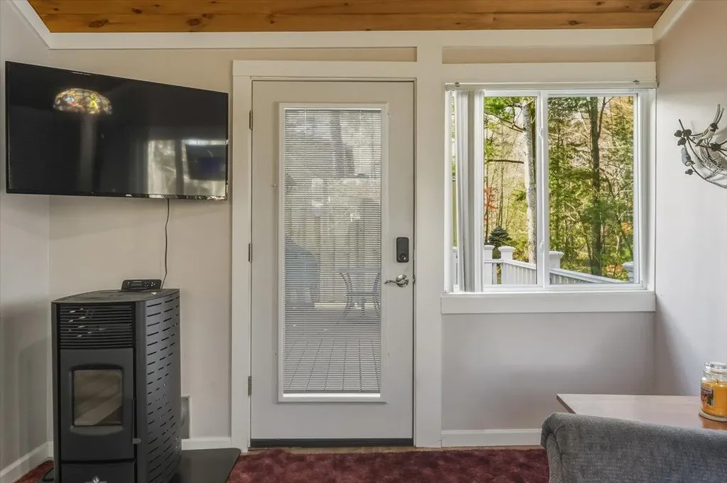 62 Rotherdale Road Brewer ME 04412
