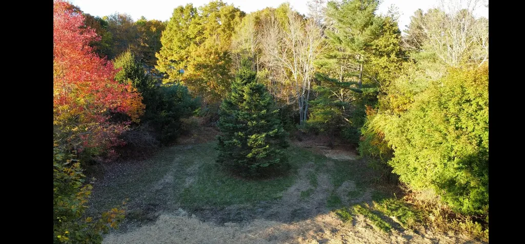 35 Hackett Road Winterport ME 04496