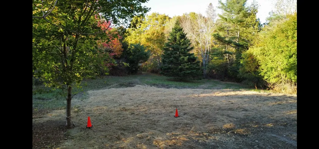 35 Hackett Road Winterport ME 04496